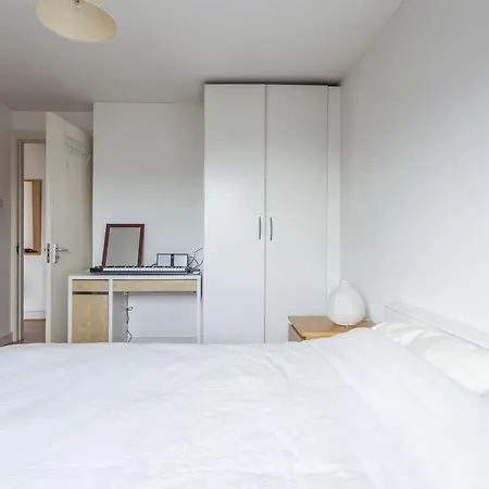 College Gate - City Centre Apartment